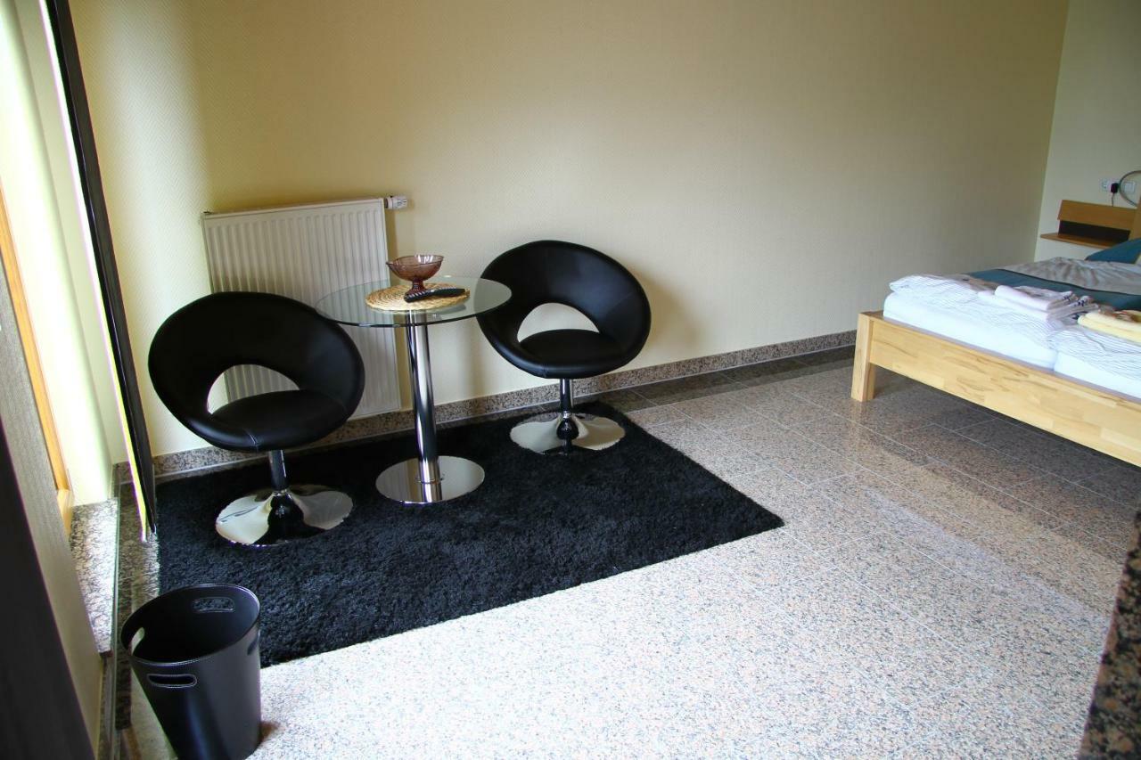 Bistro Im Ring Bed and Breakfast Quiddelbach Buitenkant foto