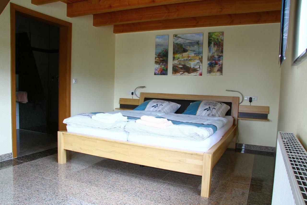 Bistro Im Ring Bed and Breakfast Quiddelbach Buitenkant foto